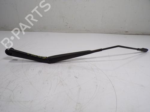 Used Front windshield wiper arm NISSAN JUKE (F15) 1.2 DIG-T (115 hp) 15407039
