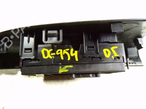 Right front window switch NISSAN JUKE (F15) 1.5 dCi | BP8194299I26 