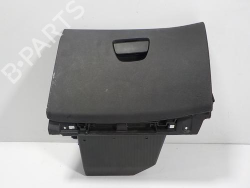 Used Glove box Glove box PEUGEOT 208 I (CA_, CC_) 1.6 BlueHDi 100 (100 hp) 11819475 11819475