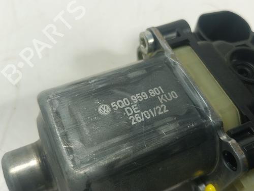 Left rear window motor AUDI Q3 (F3B) 35 TDI | BP25129279E23 