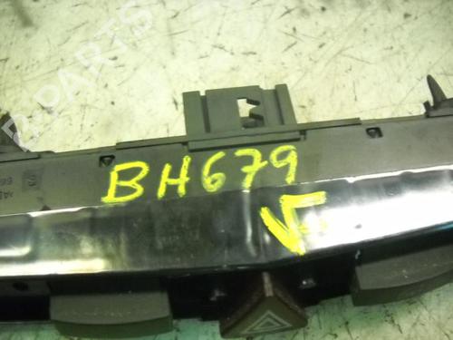 Warning switch OPEL ASTRA H Estate (A04) | BP3755306I22 - Image 2