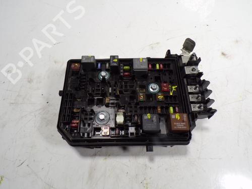 Used Fuse box Fuse box OPEL ASTRA K (B16) 1.4 Turbo (68) (125 hp) 9498949 9498949