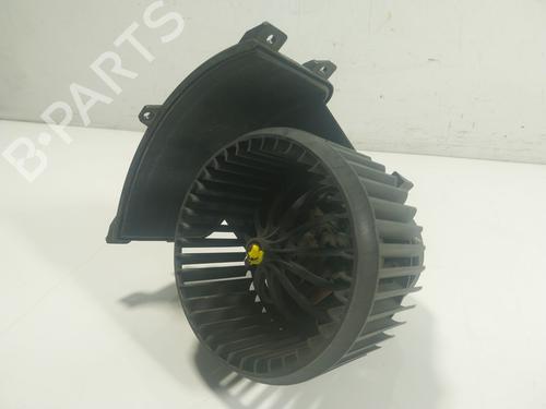 Used Heater blower motor VW TRANSPORTER T5 Bus (7HB, 7HJ, 7EB, 7EJ) [2003-2016]  20233913