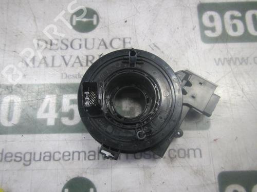 Kontantrulle Airbag /Stelring SEAT LEON (1P1) 1.9 TDI (105 hp) 3857934