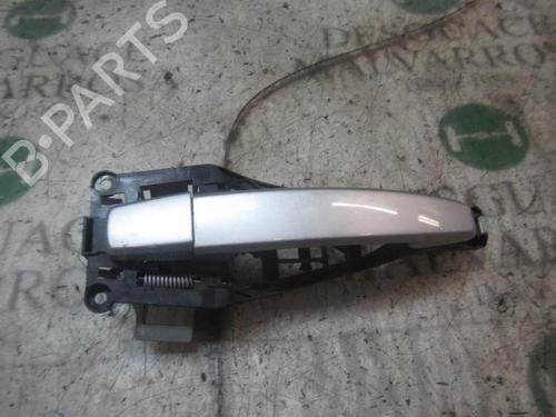 Used Rear left exterior door handle OPEL ZAFIRA / ZAFIRA FAMILY B (A05) [2005-2019]  3837427