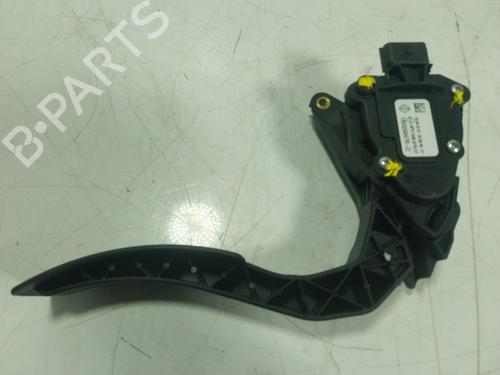 Pédale RENAULT CAPTUR I (J5_, H5_) 0.9 TCe 90 (90 hp) 23107668