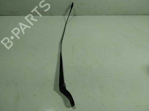 Used Front windshield wiper arm RENAULT ZOE (BFM_) ZOE (92 hp) 17979138