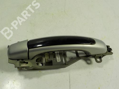 Used Rear right exterior door handle Rear right exterior door handle PORSCHE CAYENNE (9PA) S 4.5 (340 hp) 7572561 7572561