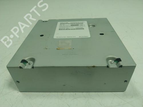 Bilradio Bilradio TESLA MODEL S (5YJS) 90D AWD (422 hp) 16532763 16532763