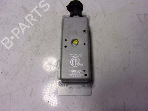 Used Electronic module Electronic module TOYOTA YARIS (_P21_, _PA1_, _PH1_) 1.5 Hybrid (MXPH11) (92 hp) 15887671 15887671