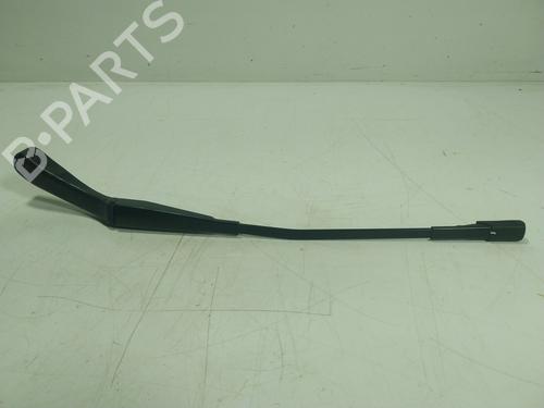 Used Front windshield wiper arm MERCEDES-BENZ GLC (X253) 200 EQ Boost 4-matic (253.981) (197 hp) 24574879