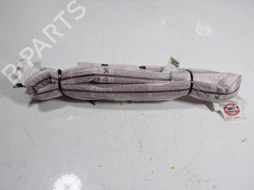 right-curtain-airbag-toyota-proace-city-box-bodympv-34276535a-2019-9104931 main image
