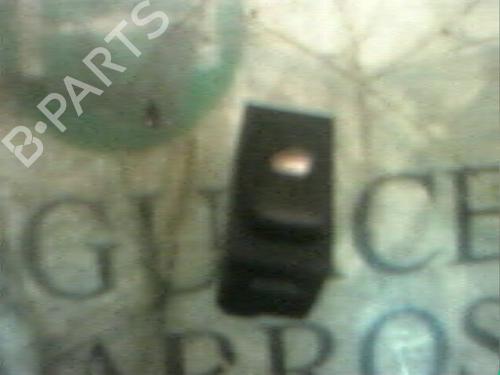 Used Right rear window switch Right rear window switch PEUGEOT 307 (3A/C) 2.0 HDi 110 (107 hp) 3777863 3777863
