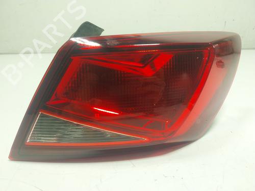 Used Right taillight Right taillight SEAT LEON (5F1) 1.6 TDI (115 hp) 18527707 18527707