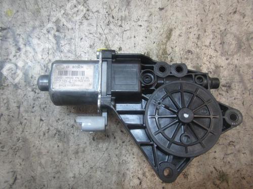 Used Left rear window motor HYUNDAI ix20 (JC) [2010-2019]  3841767