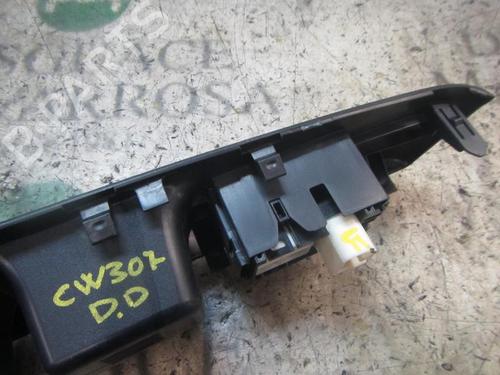 Right front window switch TOYOTA YARIS (_P13_) 1.0 (KSP130_, KSP130) | BP3836347I26 - Image 2