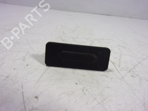 Used Tailgate handle Tailgate handle RENAULT MEGANE IV Hatchback (B9A/M/N_) [2015-2026] 11190398 11190398