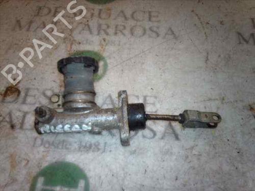 Used Clutch slave cylinder Clutch slave cylinder NISSAN MAXIMA III (J30) [1988-1995] 14293799 14293799