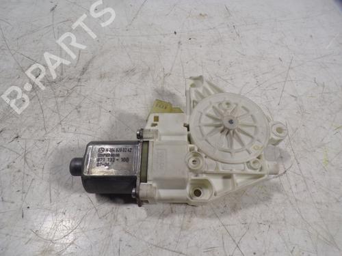 Rudehejsemotor forskærm højre MERCEDES-BENZ C-CLASS (W204) C 220 CDI (204.002) | BP7299993E20 