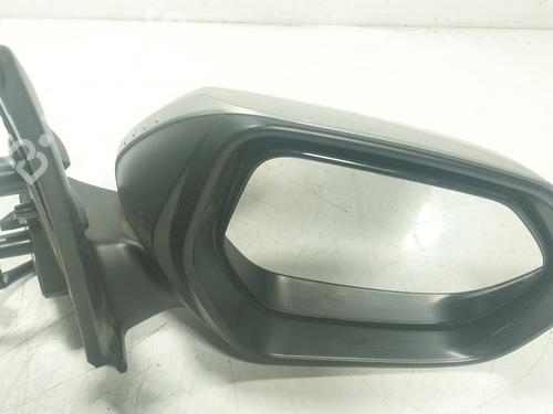 right-mirror-toyota-yaris-_p21_-_pa1_-_ph1_-2020-36156282 main image