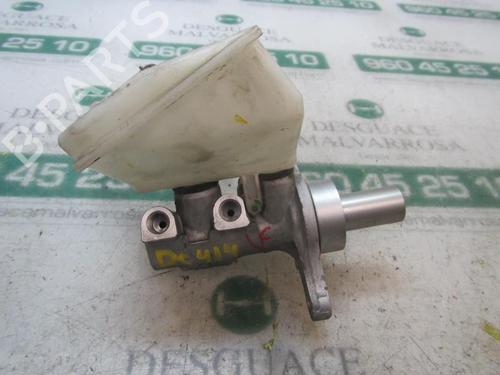Used Brake master cylinder Brake master cylinder PEUGEOT PARTNER Box Body/MPV 1.6 HDi 90 (92 hp) 3878032 3878032
