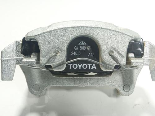 Used Right front brake caliper Right front brake caliper TOYOTA YARIS (_P21_, _PA1_, _PH1_) 1.5 Hybrid (MXPH10, MXPH11) (116 hp) 31716991 31716991