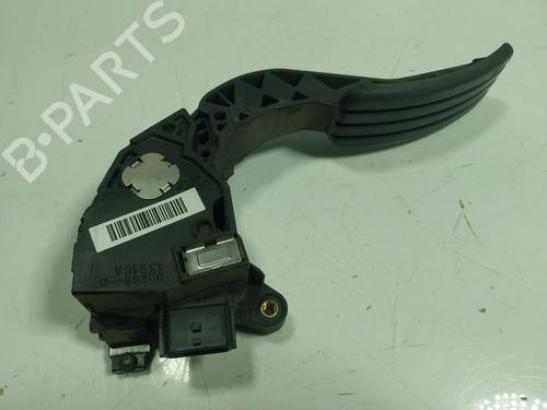 Used Pedal RENAULT MEGANE III Grandtour (KZ0/1) 1.5 dCi (KZ09, KZ0D, KZ1G, KZ29, KZ14, KZ1W, KZ10, KZ1F,... (110 hp) 17029292