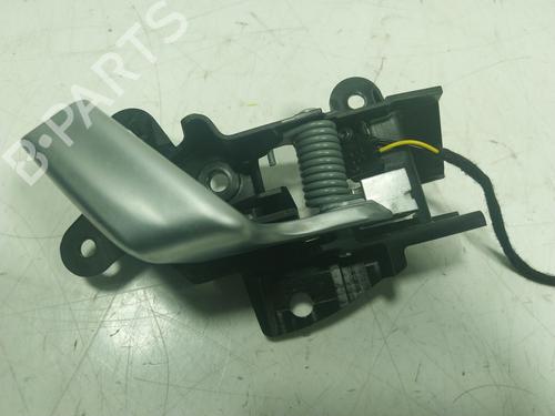 Used Front right interior door handle Front right interior door handle TESLA MODEL S (5YJS) 90D AWD (422 hp) 16520497 16520497