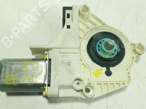 Used Left front window motor Left front window motor LAND ROVER DISCOVERY IV (L319) 3.0 TD 4x4 (211 hp) 27603750 27603750