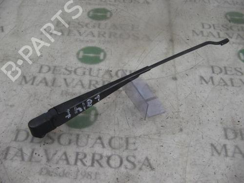 Used Front windshield wiper arm Front windshield wiper arm FORD ESCORT VI Turnier (GAL, ANL) 1.6 16V (90 hp) 3735213 3735213