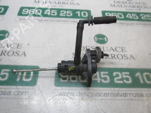 Used Clutch slave cylinder AUDI A4 B7 Avant (8ED) 3.0 TDI quattro (204 hp) 14281753