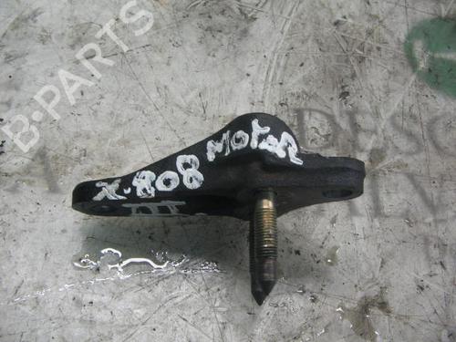 Used Engine mount TOYOTA COROLLA (_E11_) 1.4 16V (ZZE111_, ZZE111R) (97 hp) 9085526