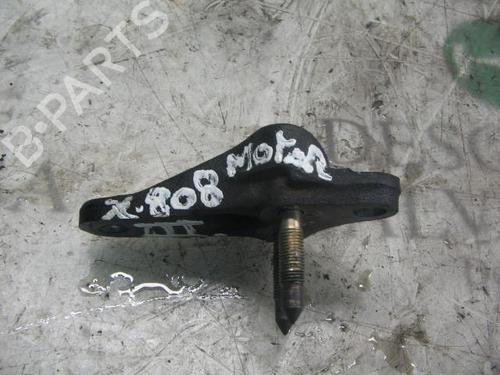 Support de moteur TOYOTA COROLLA (_E11_) 1.4 16V (ZZE111_) (97 hp) 9085526