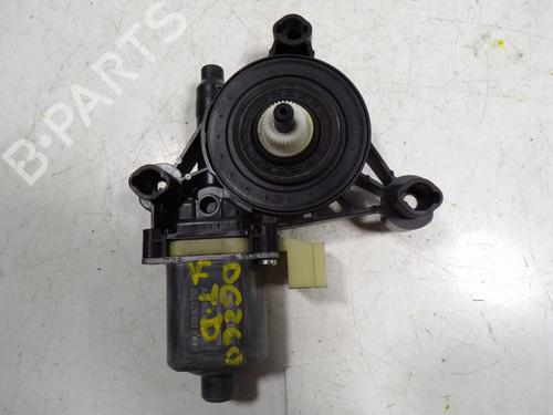 Used Right rear window motor Right rear window motor AUDI A3 Sportback (8VA, 8VF) 1.5 TFSI (150 hp) 7235820 7235820