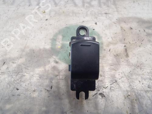 right-front-window-switch-nissan-note-e12-254111fa0a-2012-4017444 main image