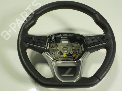 Used Steering wheel SEAT ARONA (KJ7, KJP) 1.0 TSI (110 hp) 15369011