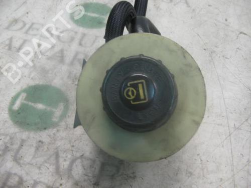Used Power steering reservoir RENAULT MEGANE I (BA0/1_) 1.9 D Eco (BA0A, BA0U, BA0R) (64 hp) 14293315