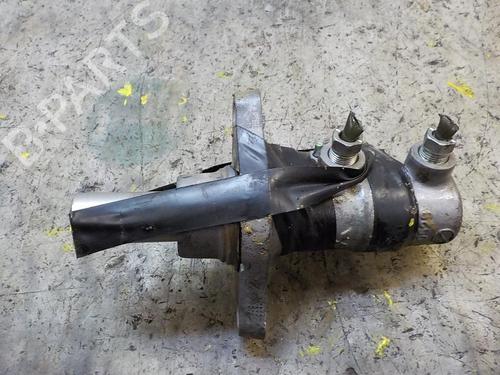 Used Brake master cylinder Brake master cylinder MITSUBISHI ASX (GA_W_) 1.8 DI-D (GA6W) (150 hp) 3998435 3998435