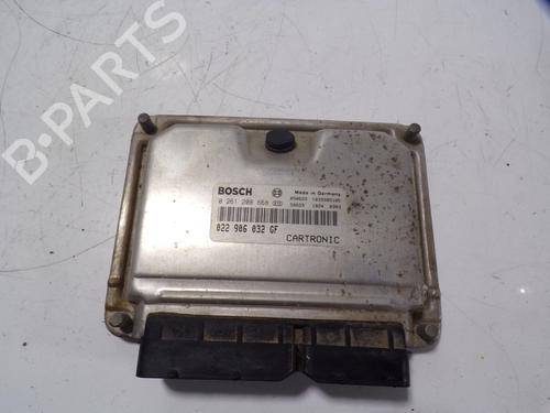 Used Engine control unit (ECU) Engine control unit (ECU) PORSCHE CAYENNE (9PA) 3.2 (250 hp) 9810570 9810570