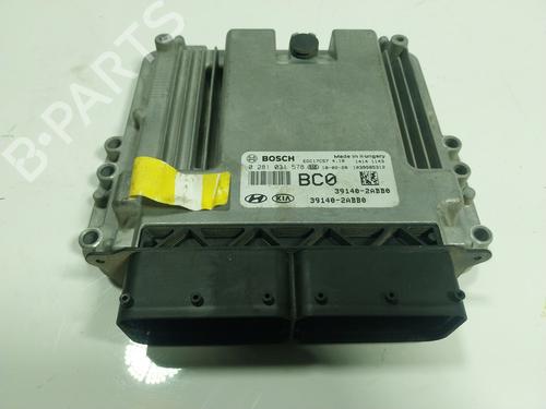 Computer motormanagement HYUNDAI TUCSON (TL, TLE) 1.7 CRDi (116 hp) 17945383