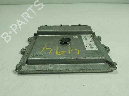 Used Engine control unit (ECU) Engine control unit (ECU) DACIA SANDERO II TCe 90 (B8M1, B8MA, B8AC) (90 hp) 17239894 17239894