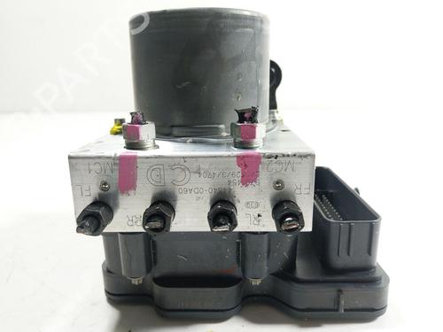 Used ABS pump TOYOTA YARIS CROSS (MXP_) 1.5 Hybrid (MXPJ11) (131 hp) 20306692