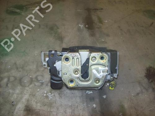 Used Front right lock NISSAN PICK UP (D22) [1997-2025]  3783444
