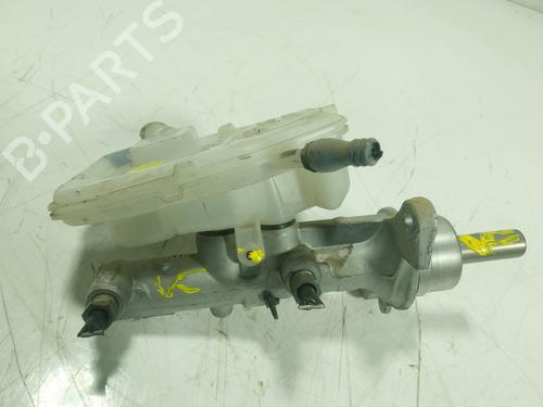 Used Brake master cylinder RENAULT TRAFIC III Van (FG_) [2014-2025]  22761555