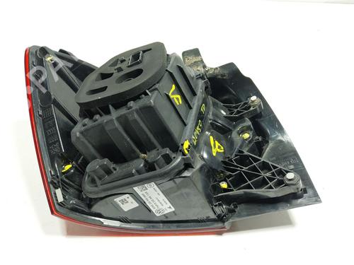 Right taillight VW POLO VI (AW1, BZ1, AE1) 1.6 TDI | BP19430082C35 