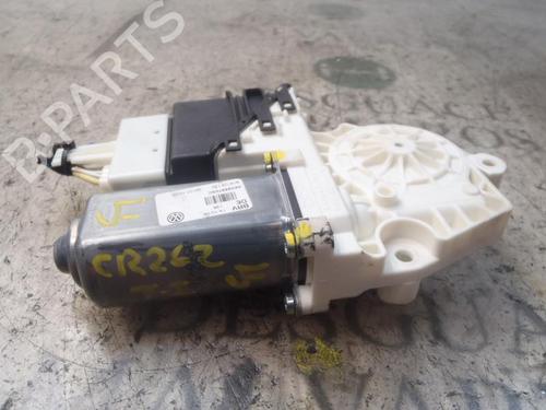 Used Left rear window motor Left rear window motor VW GOLF VI (5K1) 1.6 TDI (105 hp) 3824243 3824243