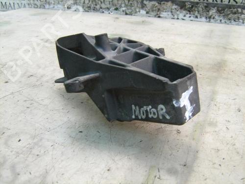 Used Engine mount Engine mount 9086563 9086563