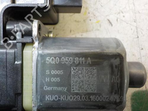 Left rear window motor SKODA OCTAVIA III Combi (5E5, 5E6) 1.6 TDI | BP4004009E23 