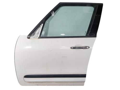 left-front-door-fiat-500l-351_-352_-2012-33818673 main image
