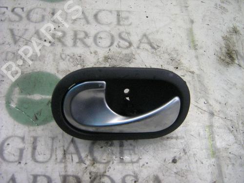 Used Front left interior door handle RENAULT MEGANE II (BM0/1_, CM0/1_) 1.9 dCi (BM0G, CM0G) (120 hp) 3767844